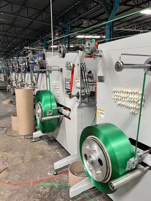 Máquina semi-automática de enrolamento de rolos Jumbo 330kg para fita PET de poliéster