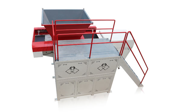Máquina de trituração de PVC PET de eixo único Máquina de reciclagem de resíduos de plástico Controle PLC